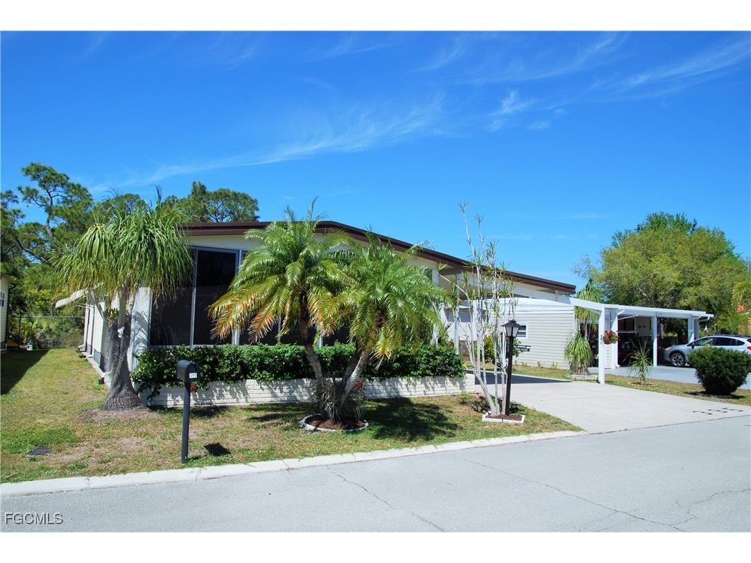 395 Snead Drive North Fort Myers FL 33903 2025008873 image3