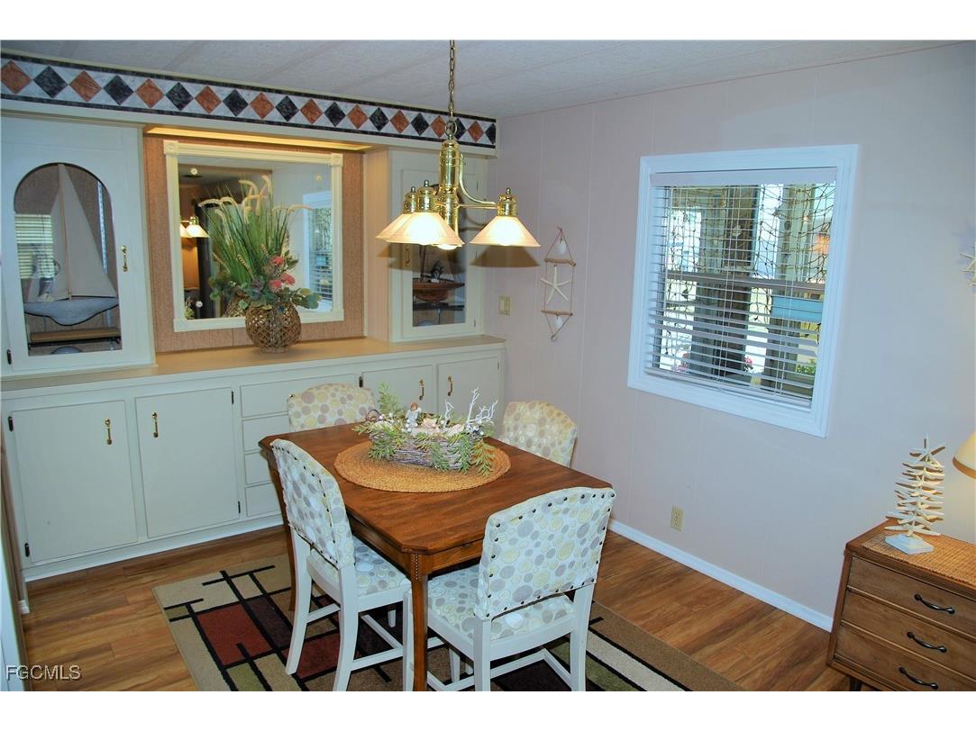 395 Snead Drive North Fort Myers FL 33903 2025008873 image9