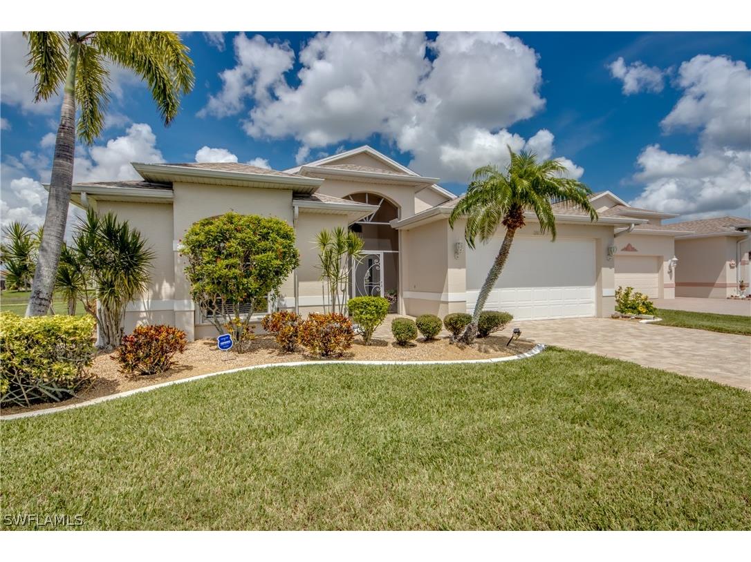 3950 Schefflera Drive North Fort Myers FL 33917 224059666 image1