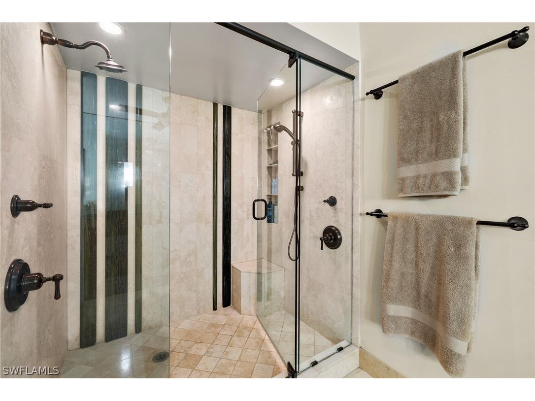 3951 Gulf Shore Boulevard N #PH 2C Naples FL 34103 224049388 image10