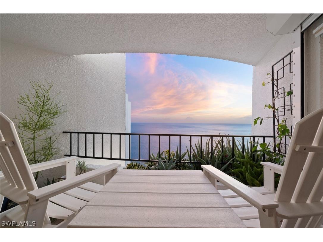 3951 Gulf Shore Boulevard N #PH 2C Naples FL 34103 224049388 image23