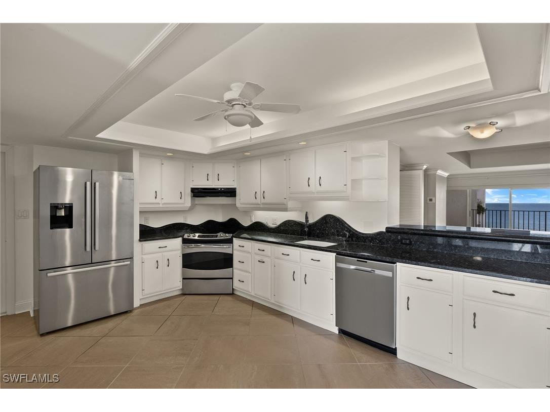 3951 Gulf Shore Boulevard N #PH 2C Naples FL 34103 224049388 image6