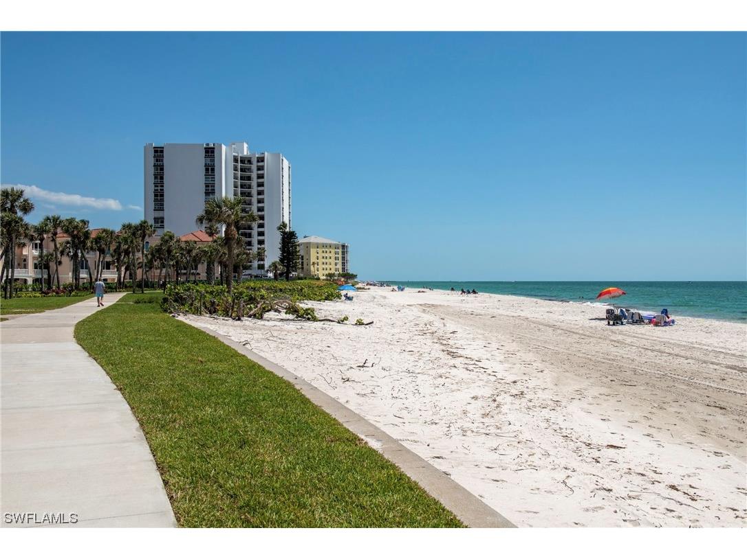 3951 Gulf Shore Boulevard N #1005 Naples FL 34103 223073254 image1