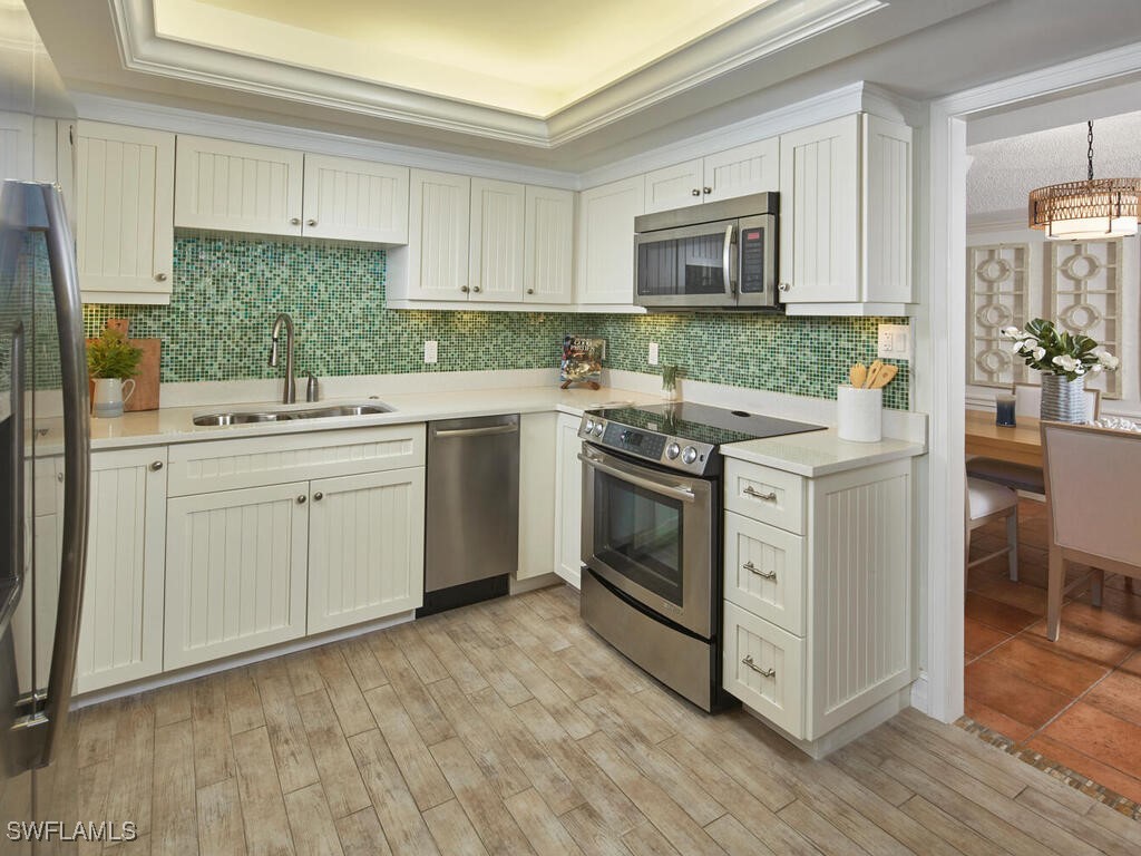 3951 Gulf Shore Boulevard N #201 Naples FL 34103 225073334 image12