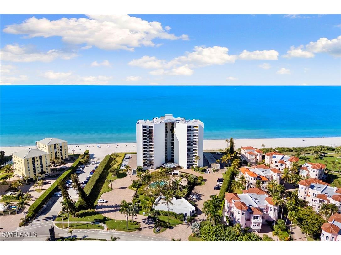 3951 Gulf Shore Boulevard N #205 Naples FL 34103 226002654 image1