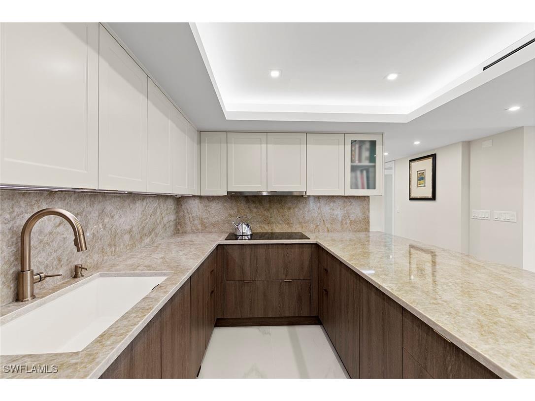 3951 Gulf Shore Boulevard N #205 Naples FL 34103 226002654 image10