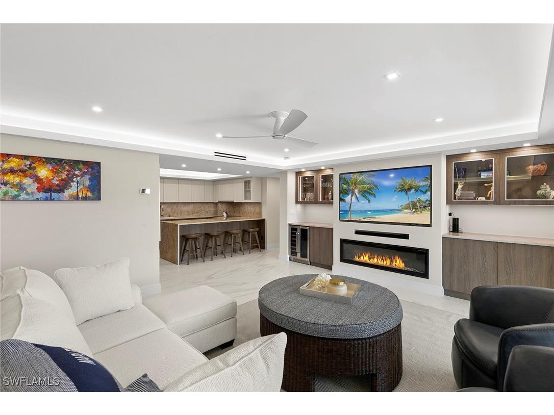 3951 Gulf Shore Boulevard N #205 Naples FL 34103 226002654 image3