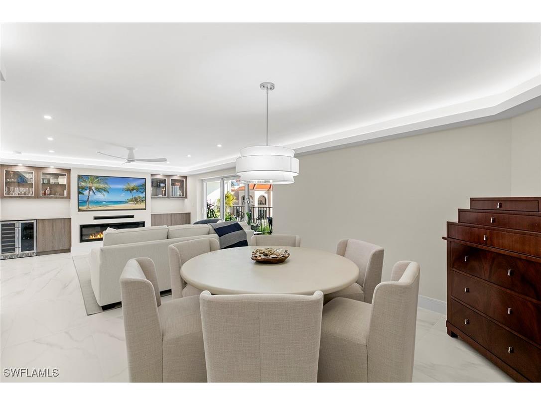 3951 Gulf Shore Boulevard N #205 Naples FL 34103 226002654 image6