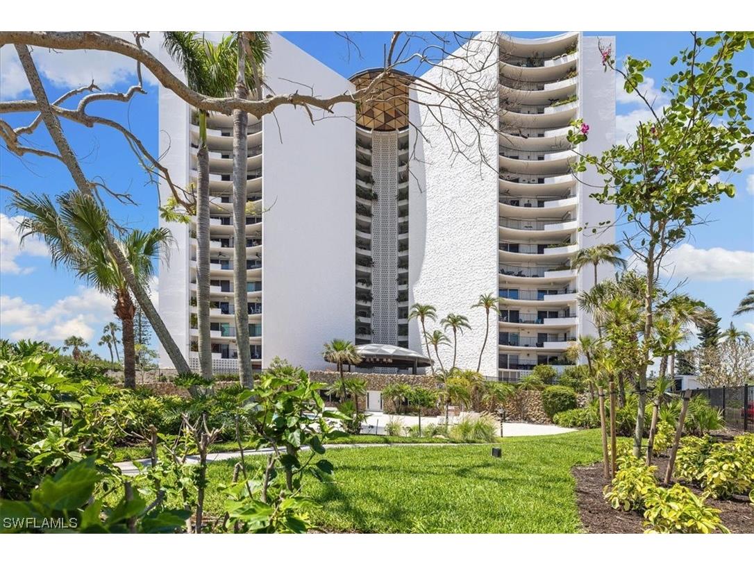 3951 Gulf Shore Boulevard N #300 Naples FL 34103 223030881 image1