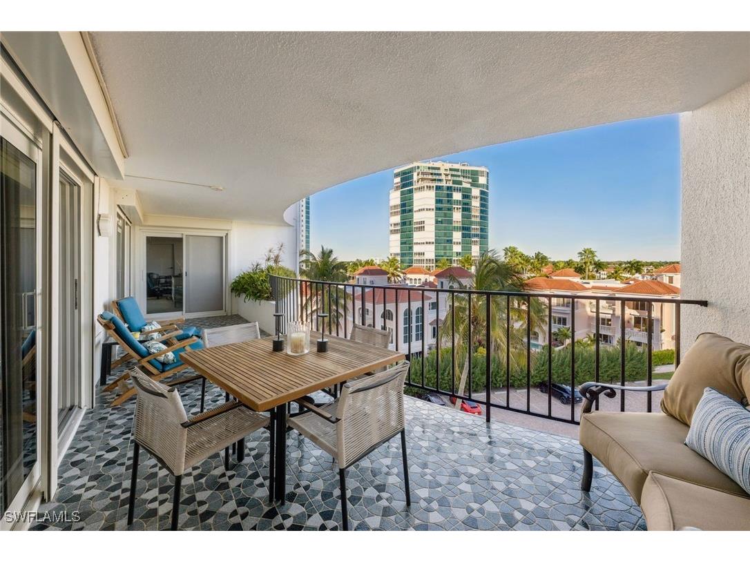 3951 Gulf Shore Boulevard N #505 Naples FL 34103 226003296 image10