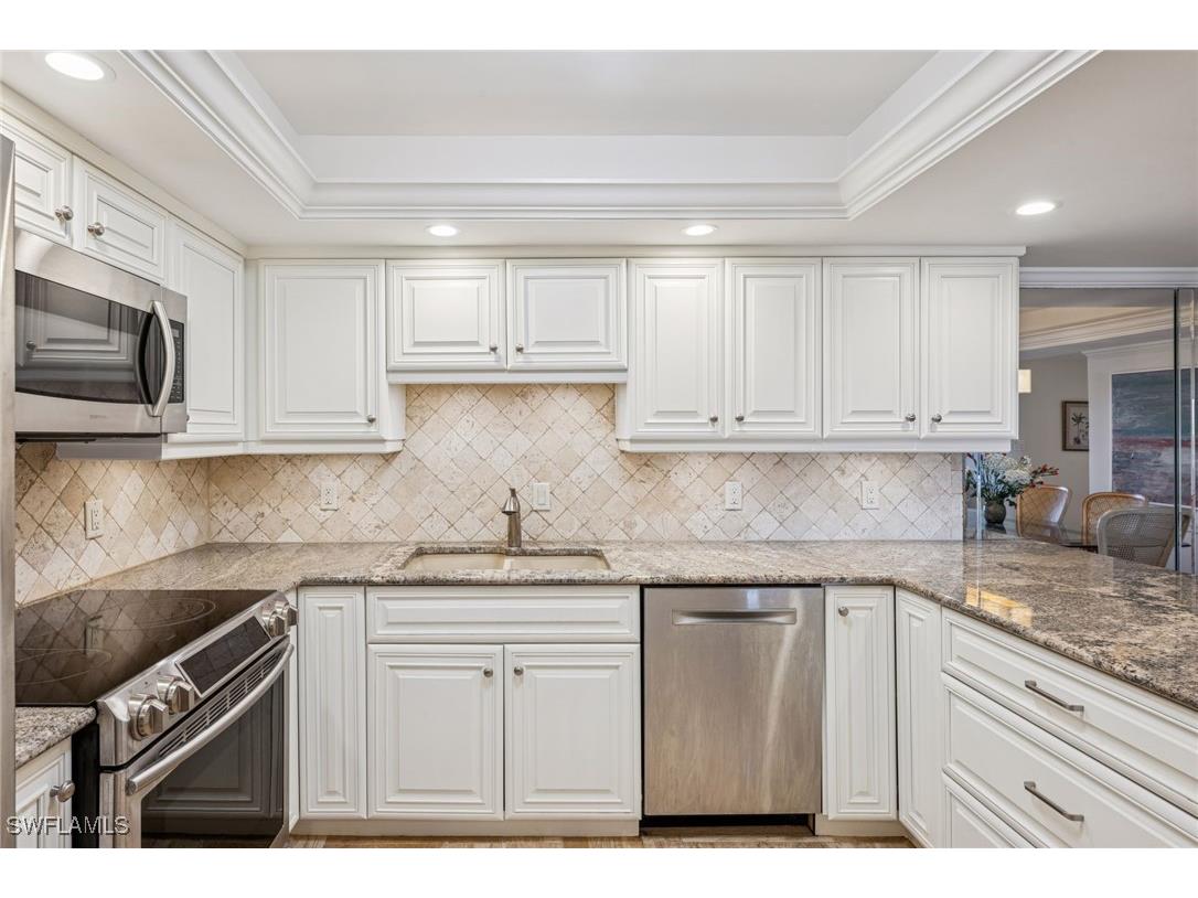 3951 Gulf Shore Boulevard N #505 Naples FL 34103 226003296 image13