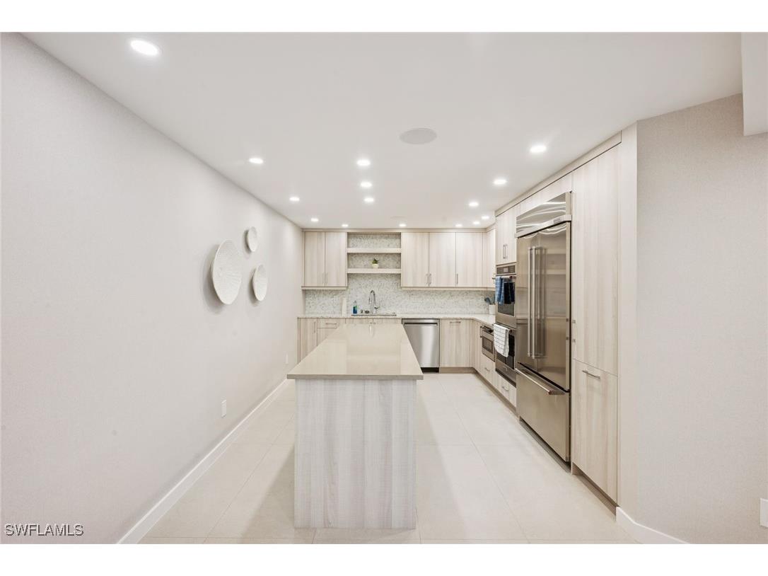 3951 Gulf Shore Boulevard N #505 Naples FL 34103 226003296 image30