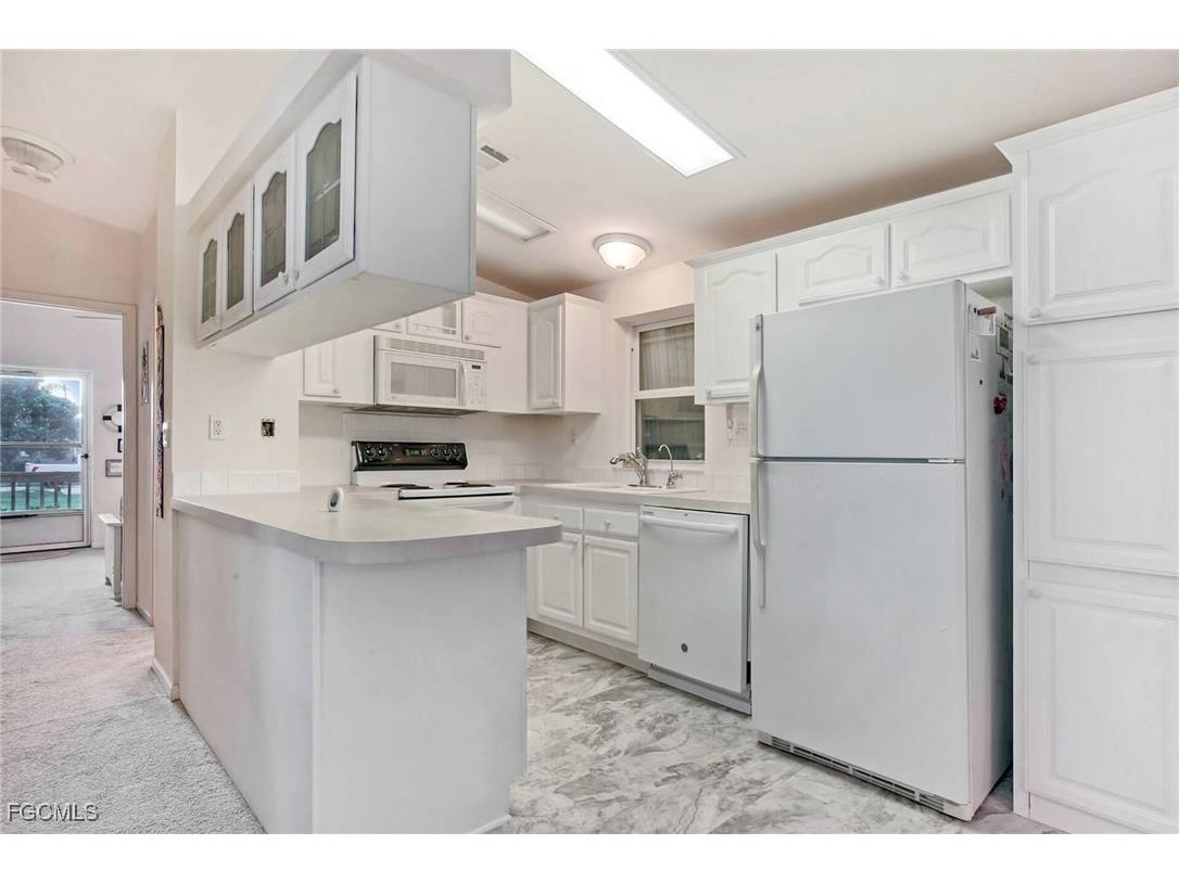 3952 Blueberry Lane Saint James City FL 33956 2025009726 image20