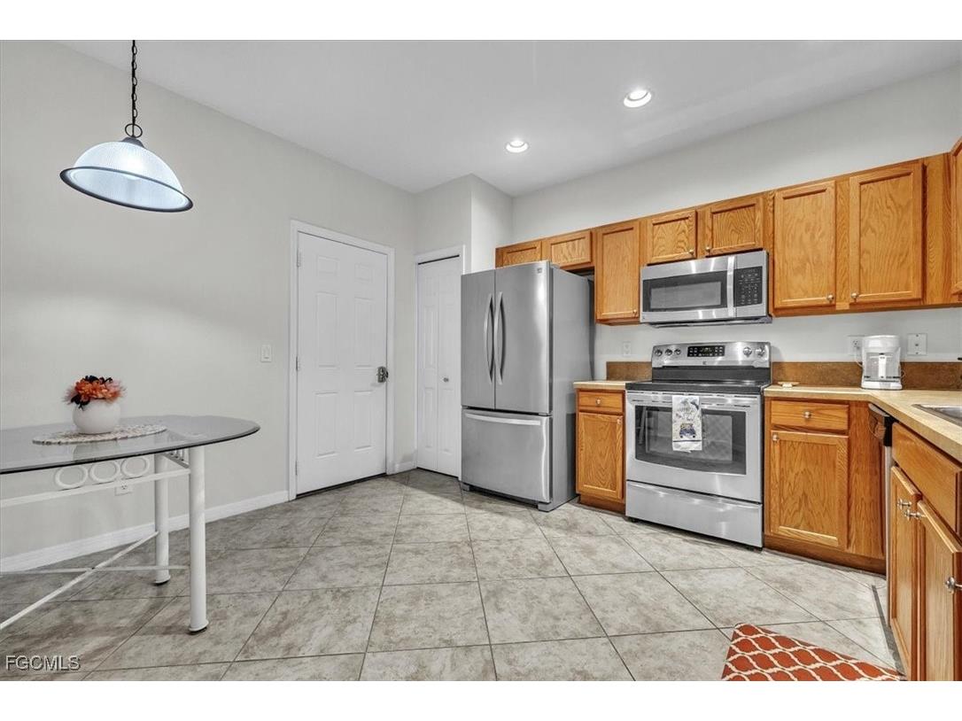 3954 Cherrybrook Loop Fort Myers FL 33966 2026002540 image14