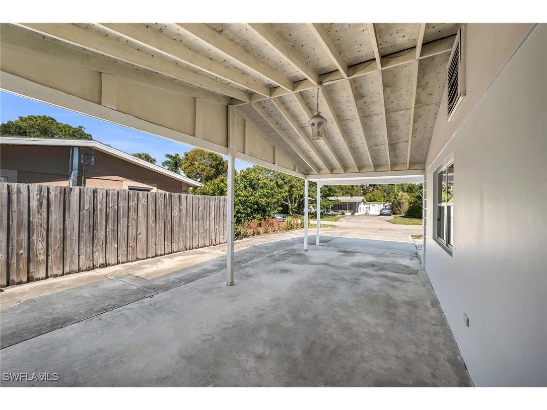 3954 Coconut Circle N Naples FL 34104 226004566 image24