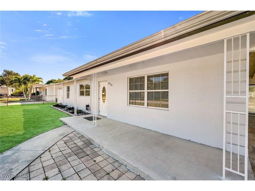3954 Coconut Circle N Naples FL 34104 226004566 image4
