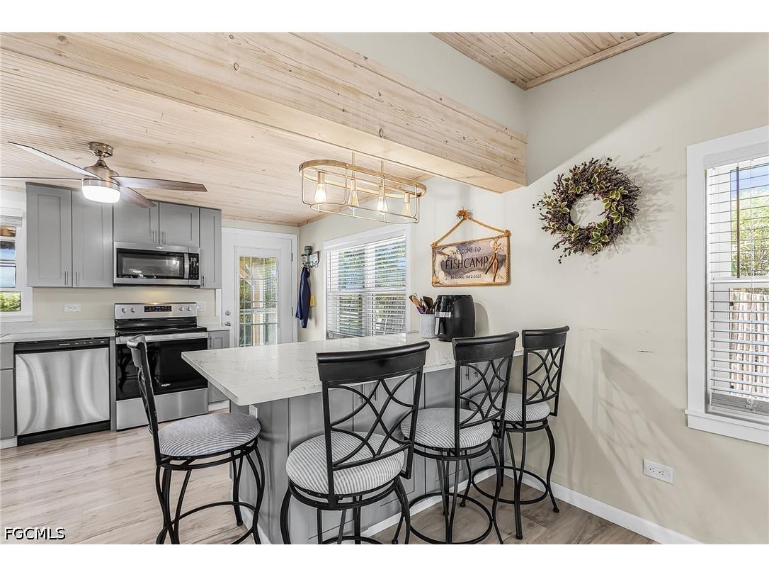 3954 Dewberry Lane Saint James City FL 33956 2026018063 image4