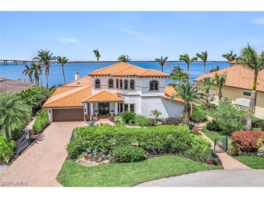 3954 W Riverside Drive Fort Myers FL 33901 223028287 image1