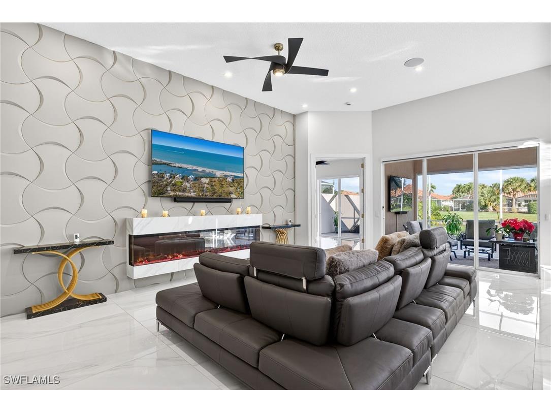 3956 Isla Ciudad Court Naples FL 34109 225082405 image10