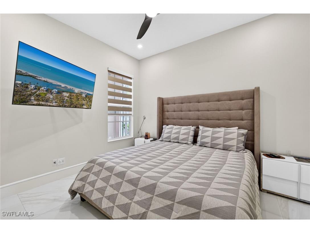 3956 Isla Ciudad Court Naples FL 34109 225082405 image24