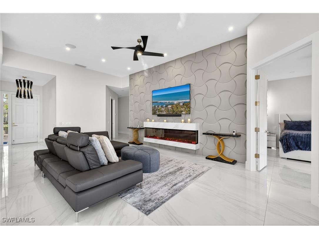 3956 Isla Ciudad Court Naples FL 34109 225082405 image8
