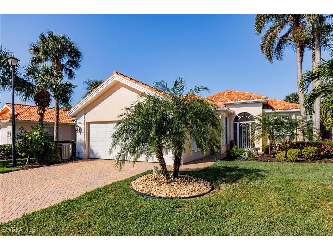 3957 Isla Ciudad Court Naples FL 34109 225026778 image1