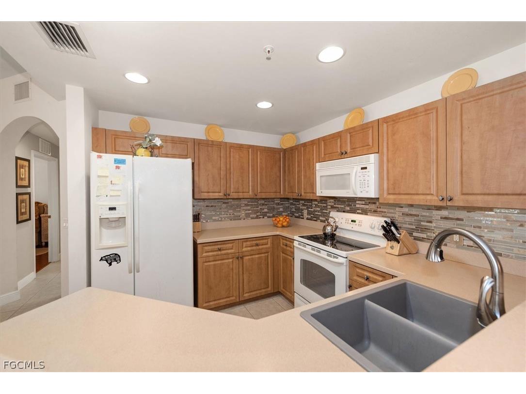 3957 Pomodoro Circle #201 Cape Coral FL 33909 2026012857 image10