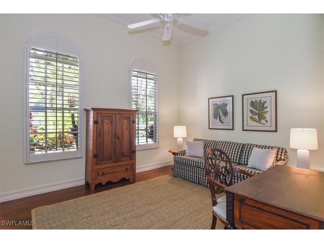 396 Edgemere Way E Naples FL 34105 225077678 image19