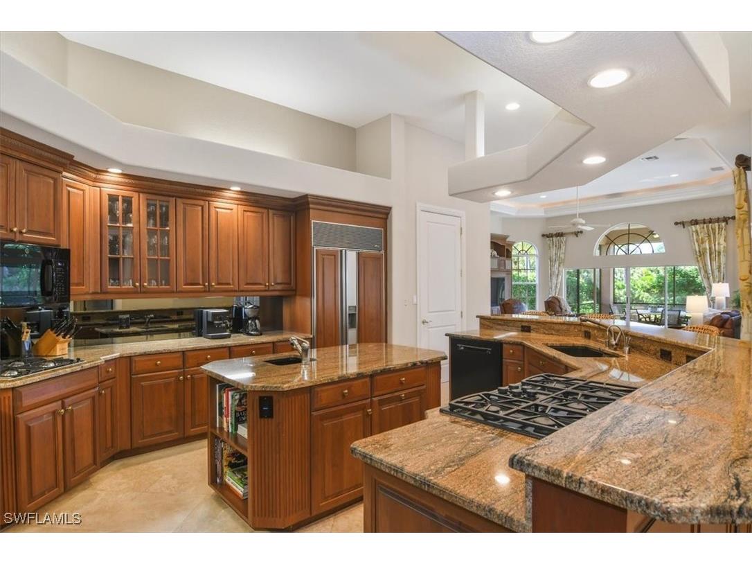 396 Edgemere Way E Naples FL 34105 225077678 image8