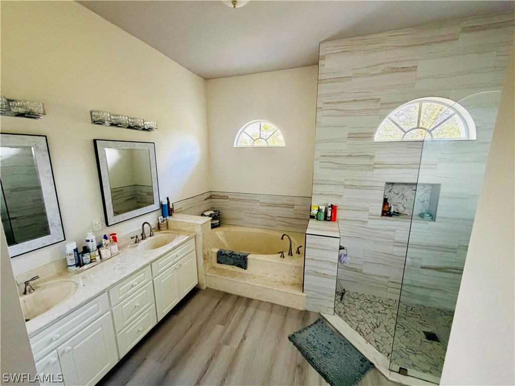 3960 1st Avenue NW Naples FL 34119 226008191 image14