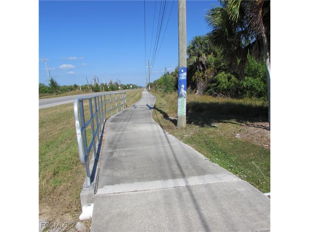 3960 4026 4072 Stringfellow Road Saint James City FL 33956 2025020083 image4