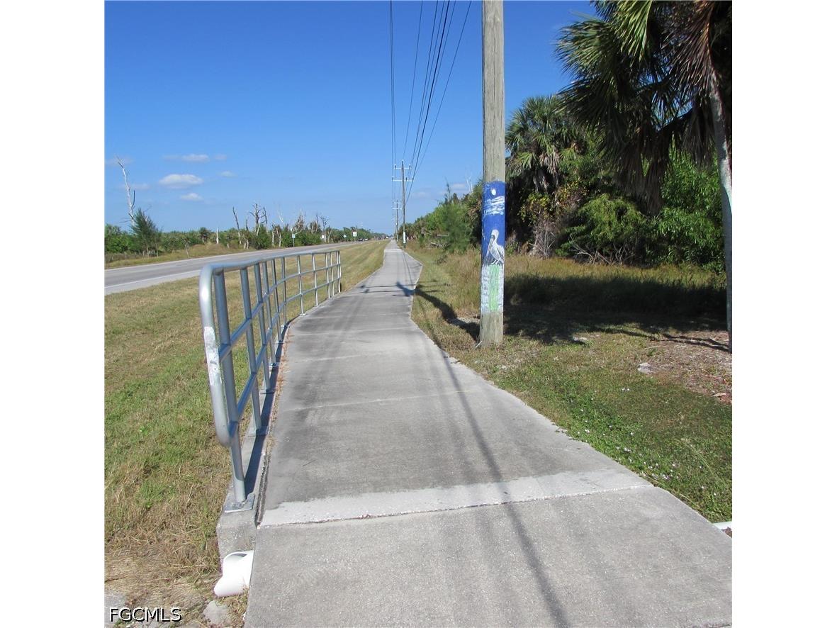 3960 Stringfellow Road Saint James City FL 33956 2026024005 image4