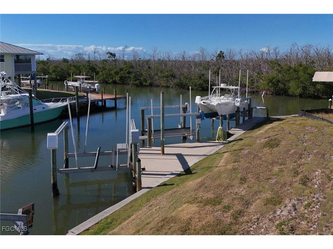 3961 Blueberry Lane Saint James City FL 33956 2026000960 image11