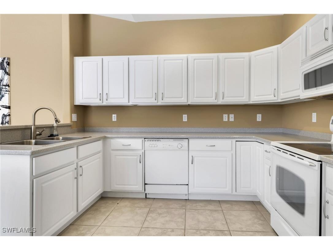  Naples FL 34116 225070684 image13