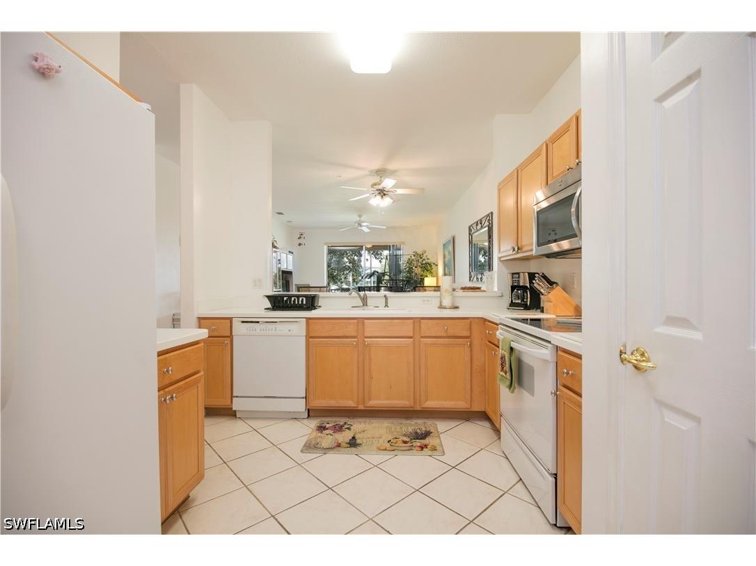 3964 Bishopwood Court E #1-202 Naples FL 34114 226021894 image8