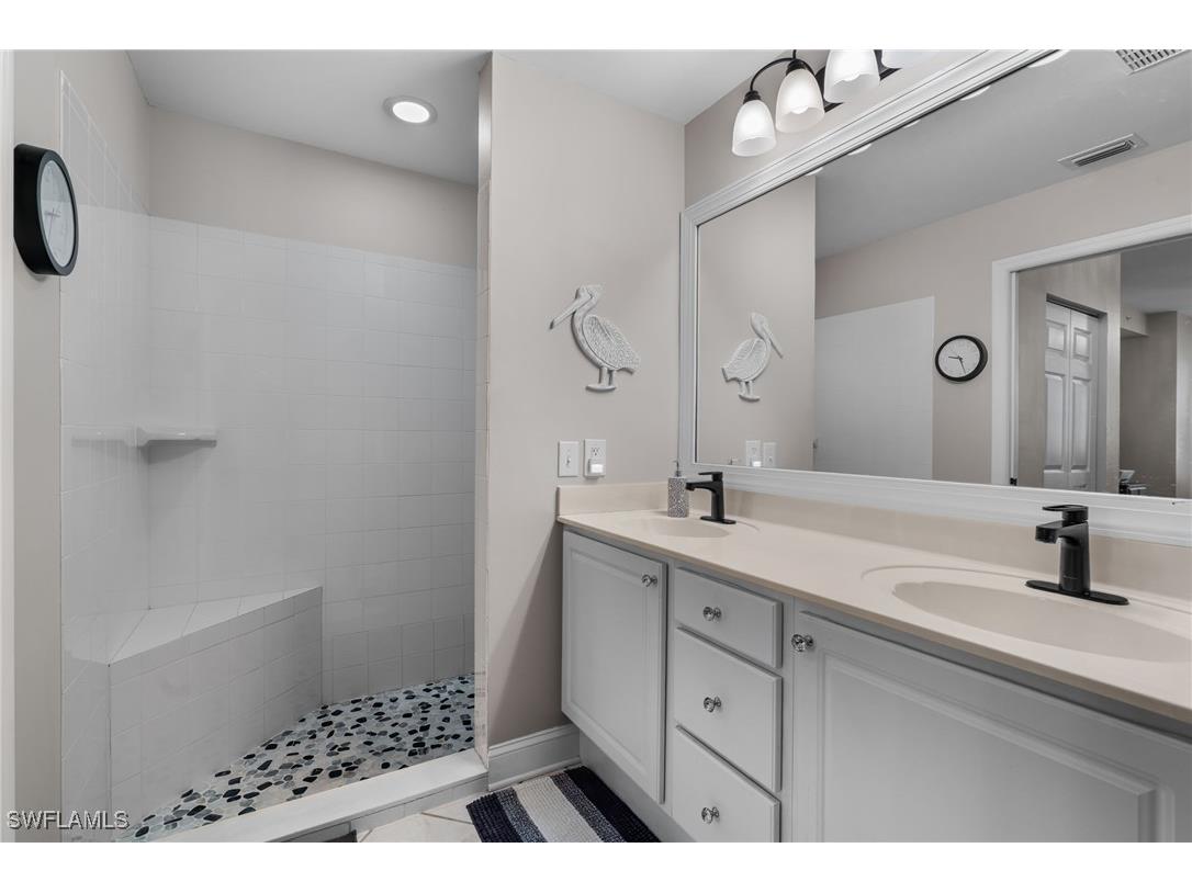 3965 Bishopwood Court E #103 Naples FL 34114 225078193 image13