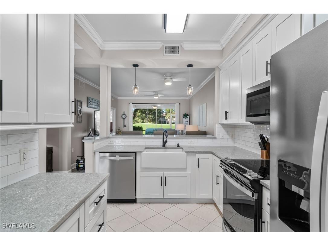 3965 Bishopwood Court E #103 Naples FL 34114 225078193 image8