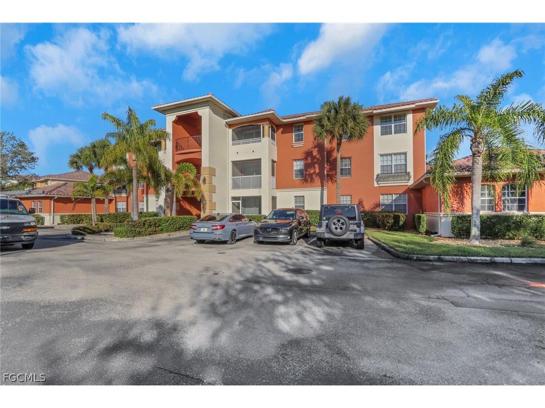 3965 Pomodoro Circle #102 Cape Coral FL 33909 2026004400 image1