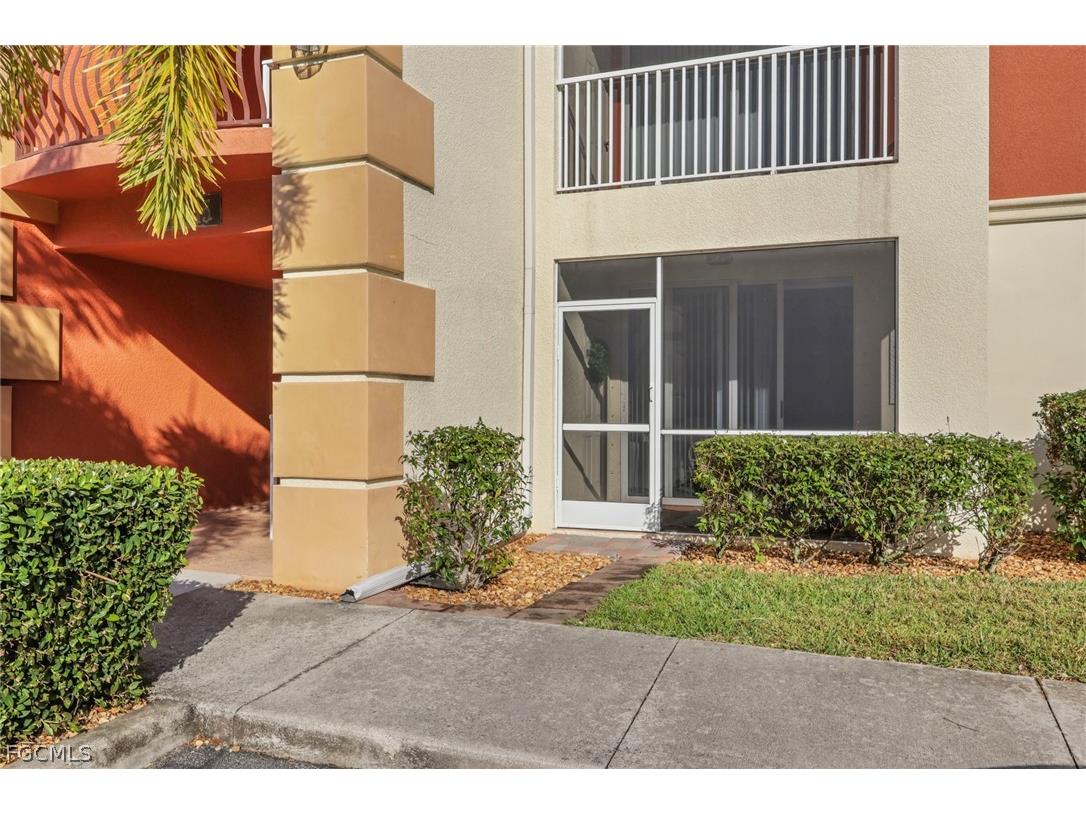 3965 Pomodoro Circle #102 Cape Coral FL 33909 2026004400 image3