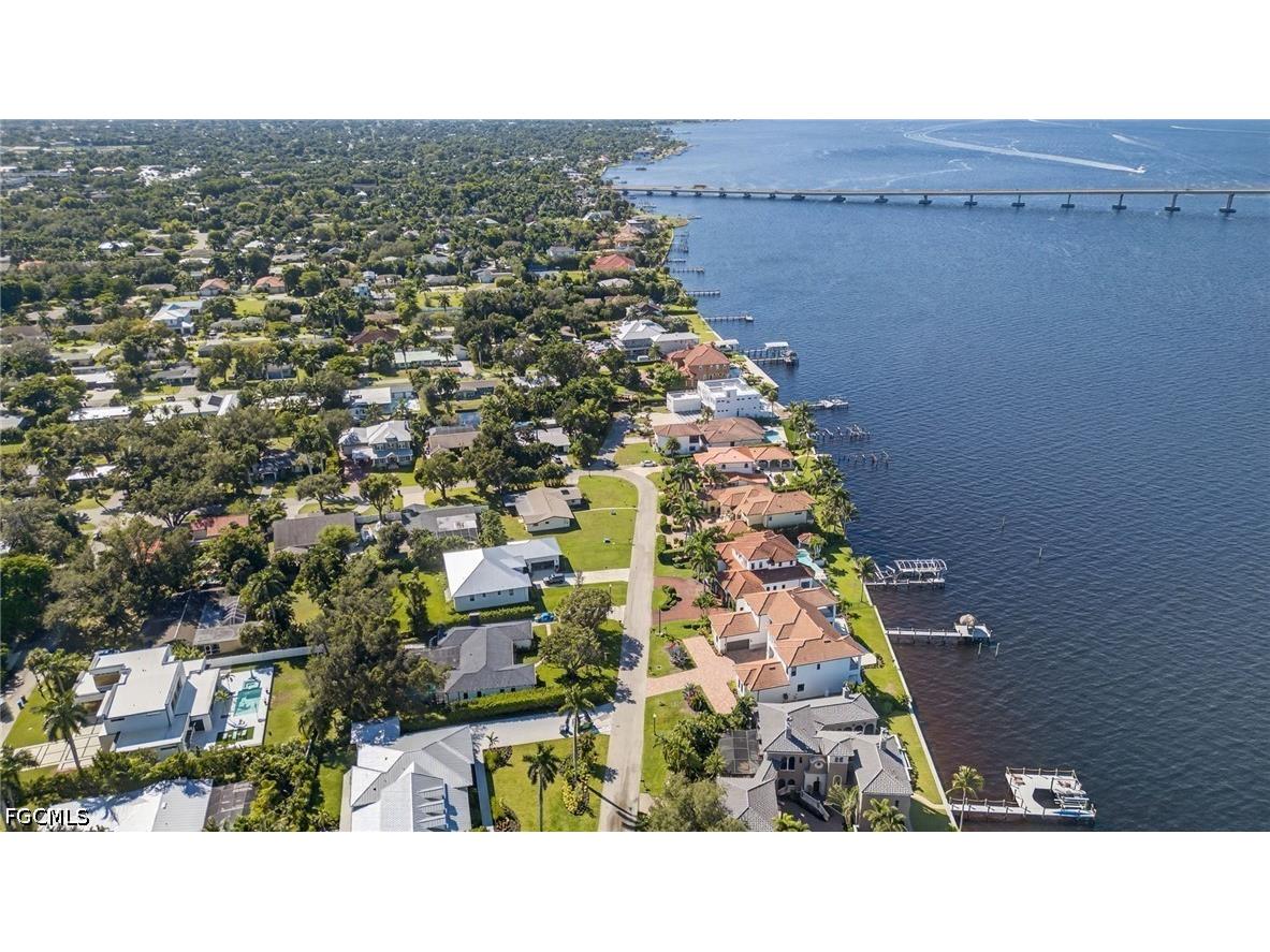 3965 W Riverside Drive Fort Myers FL 33901 2026018094 image25