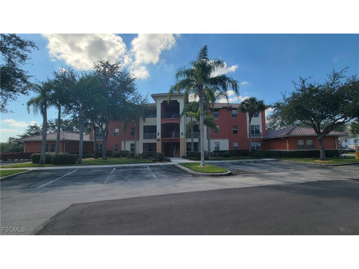 3968 Pomodoro Circle #204 Cape Coral FL 33909 2025021727 image1