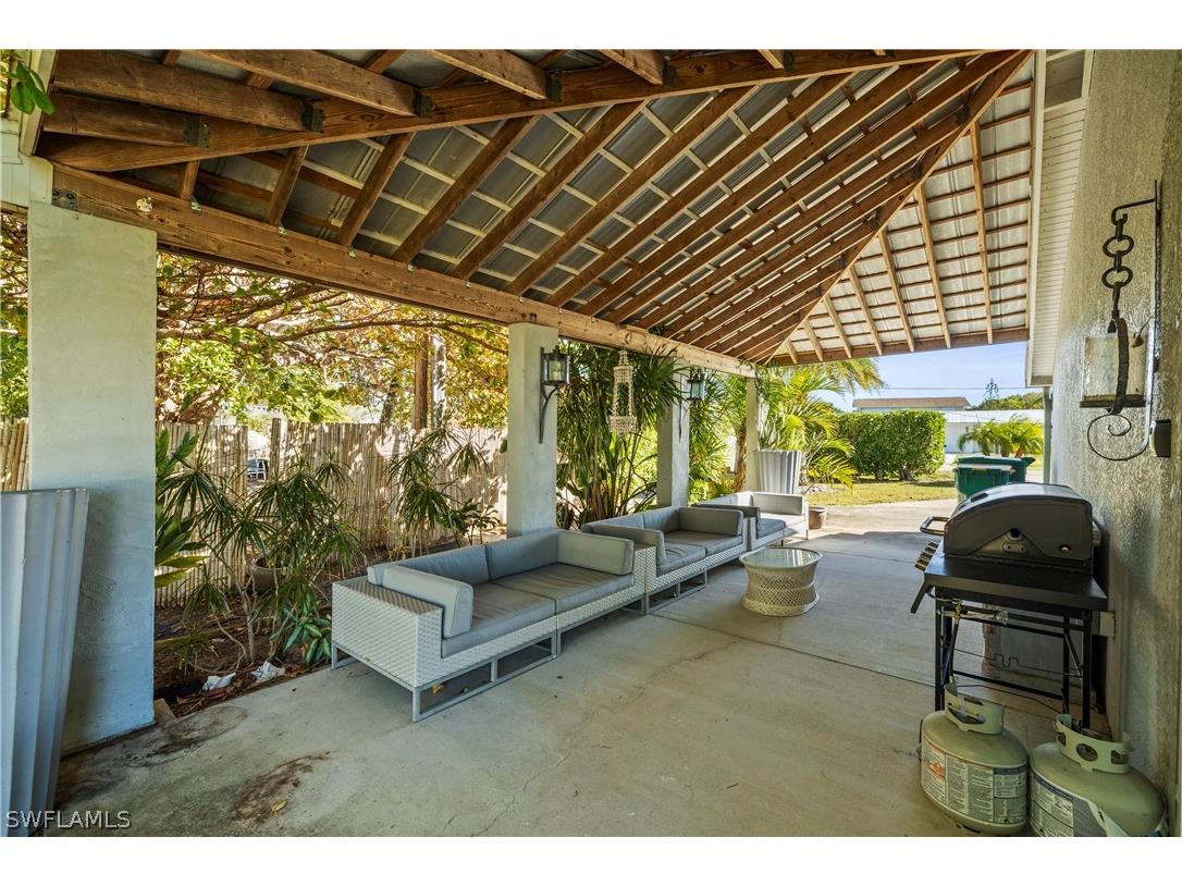 397 Valley Drive Bonita Springs FL 34134 226000801 image13