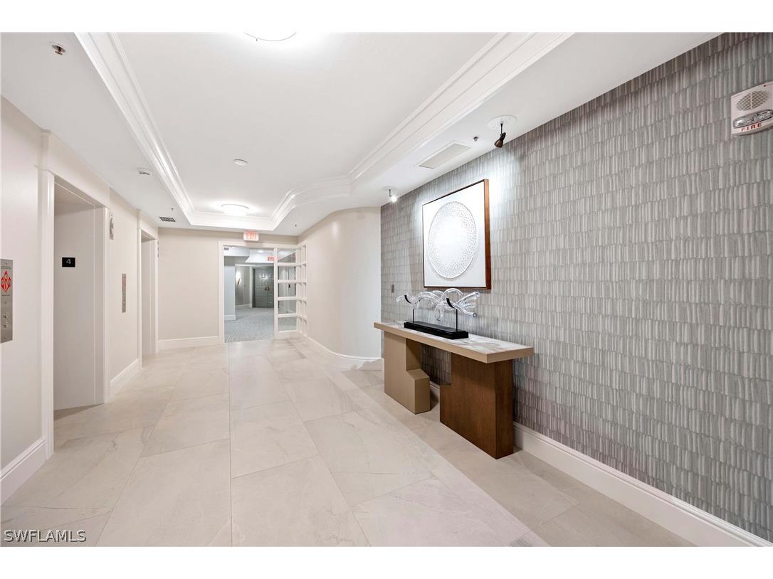 3971 Gulf Shore Boulevard N #401 Naples FL 34103 226012079 image5