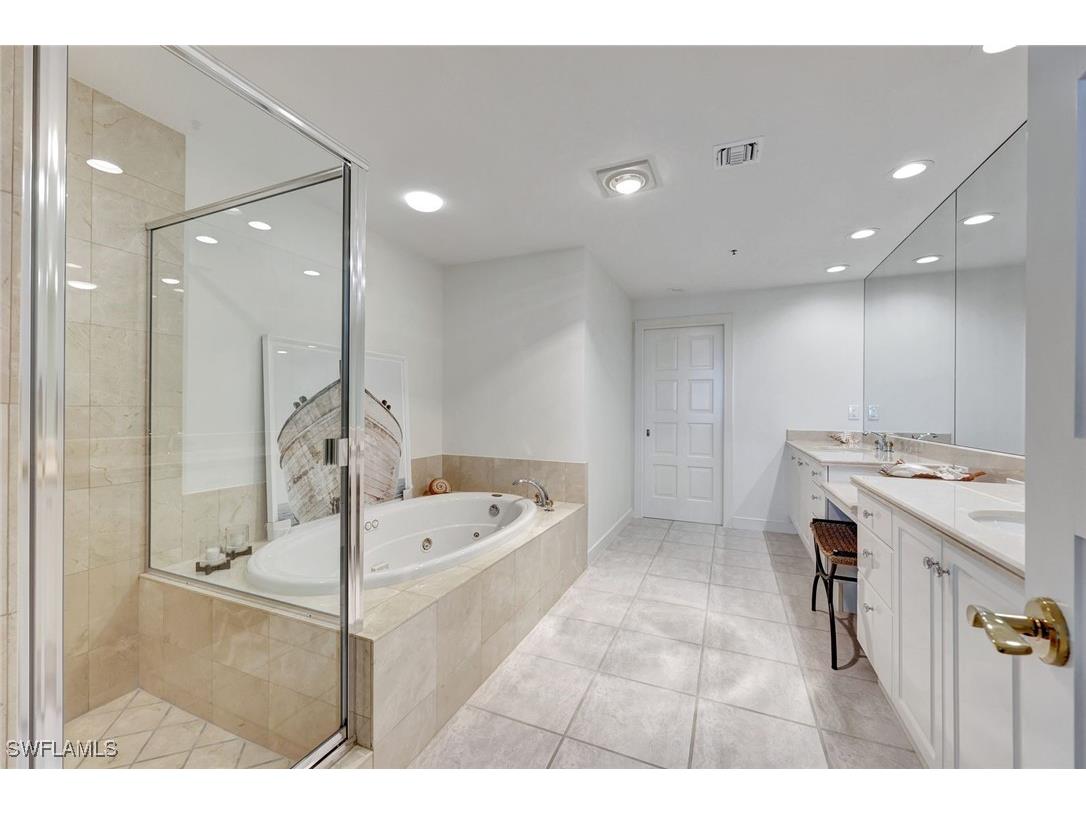 3971 Gulf Shore Boulevard N #PH205 Naples FL 34103 225025897 image9