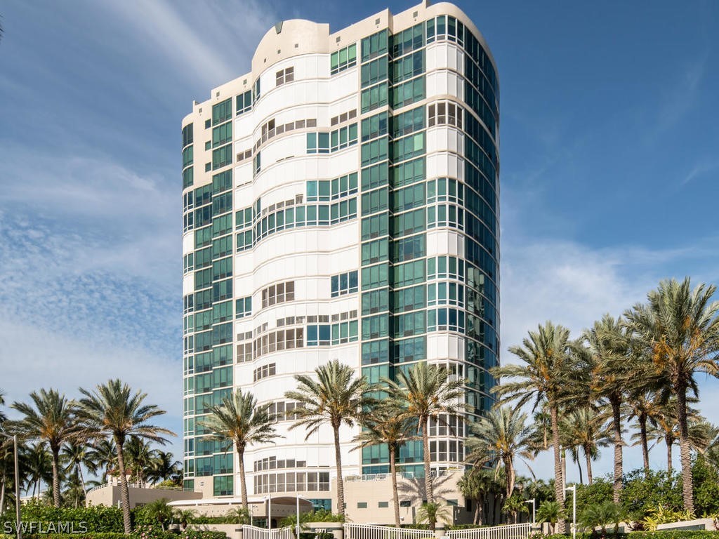 3971 Gulf Shore Blvd. N. #505 Naples FL 34103 226008881 image1