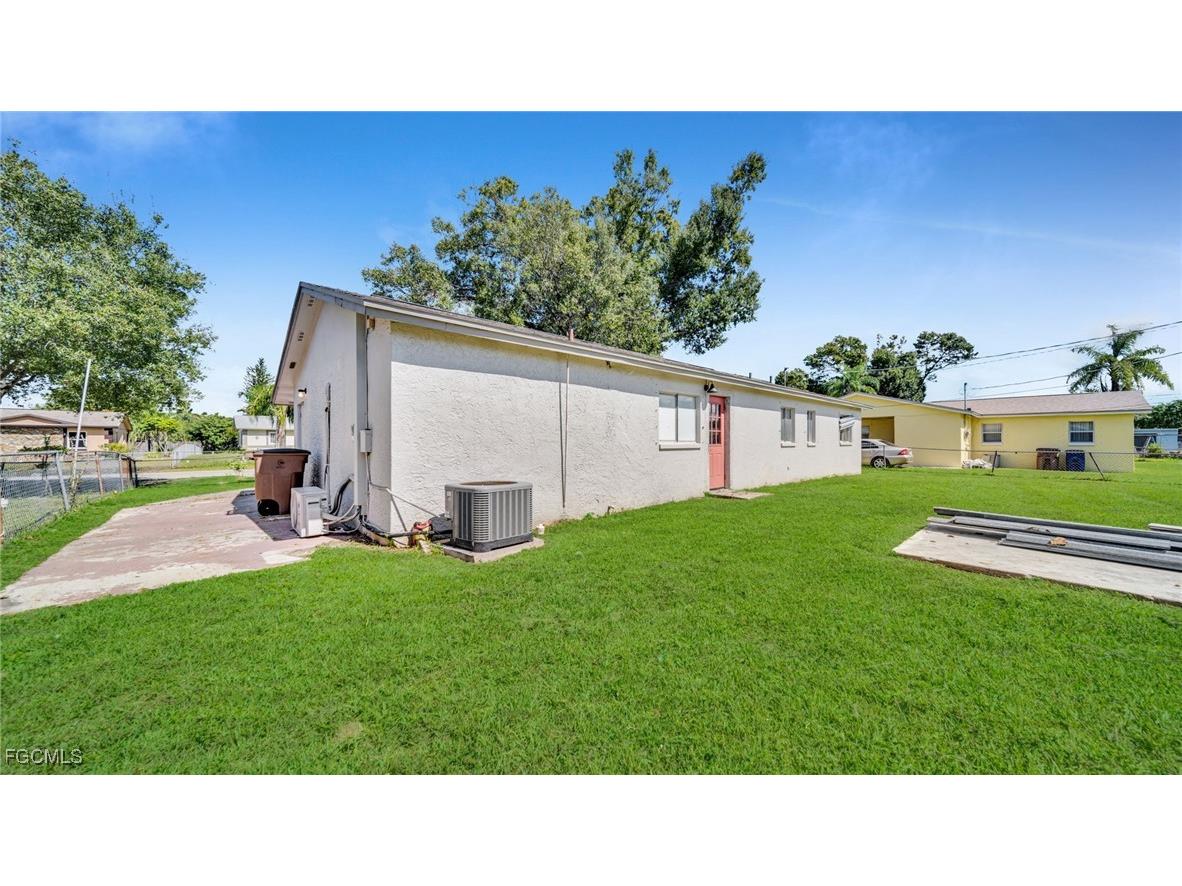 3971 Manassas Court Fort Myers FL 33905 2025016667 image3