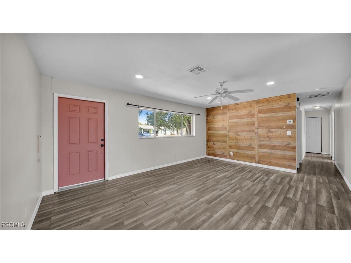 3971 Manassas Court Fort Myers FL 33905 2025016667 image6