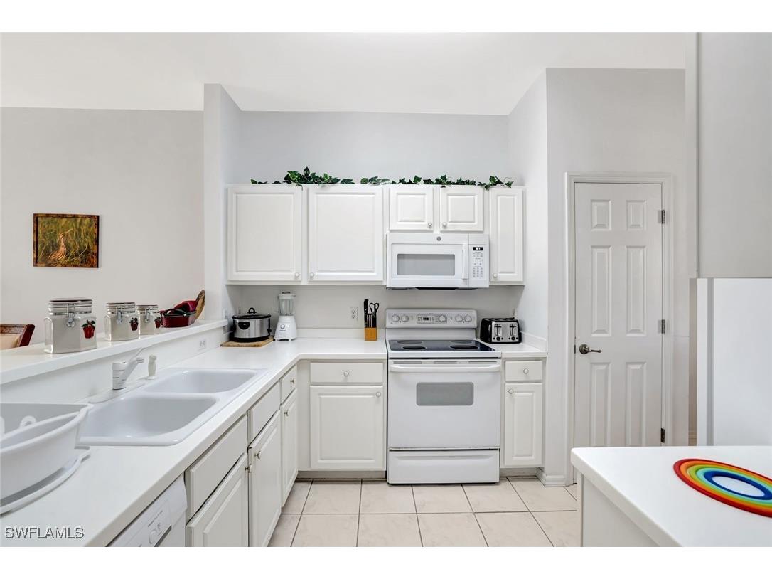 3972 Bishopwood Court E #2-203 Naples FL 34114 225080585 image4