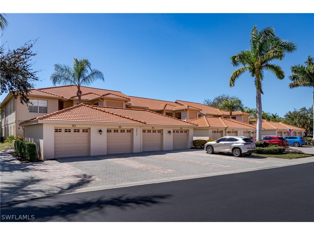 3972 Bishopwood Court E #2-203 Naples FL 34114 226008373 image20