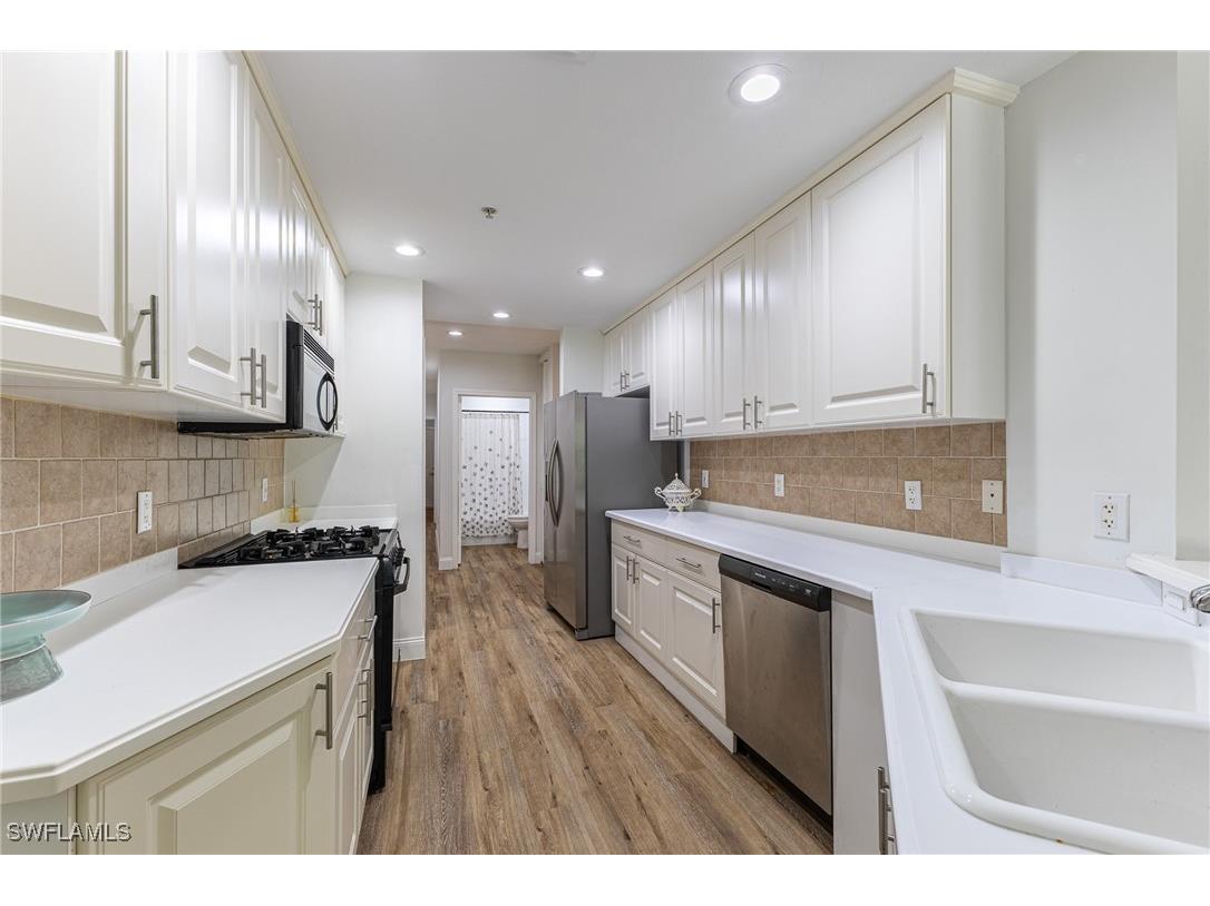 3975 Deer Crossing Court #102 Naples FL 34114 225046556 image16